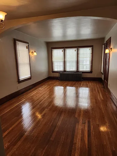605 Broad St #2E Photo 1