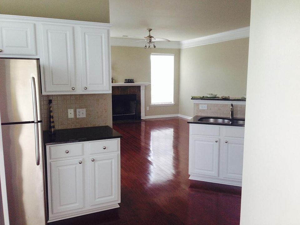 1st image of 4211 NW Meadow Creek Cir APT 208