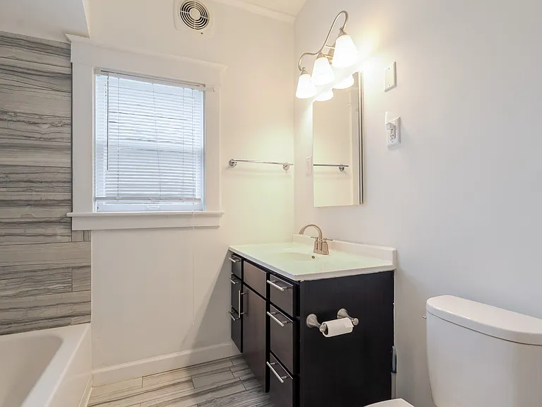 306 Brown St — Photo 13