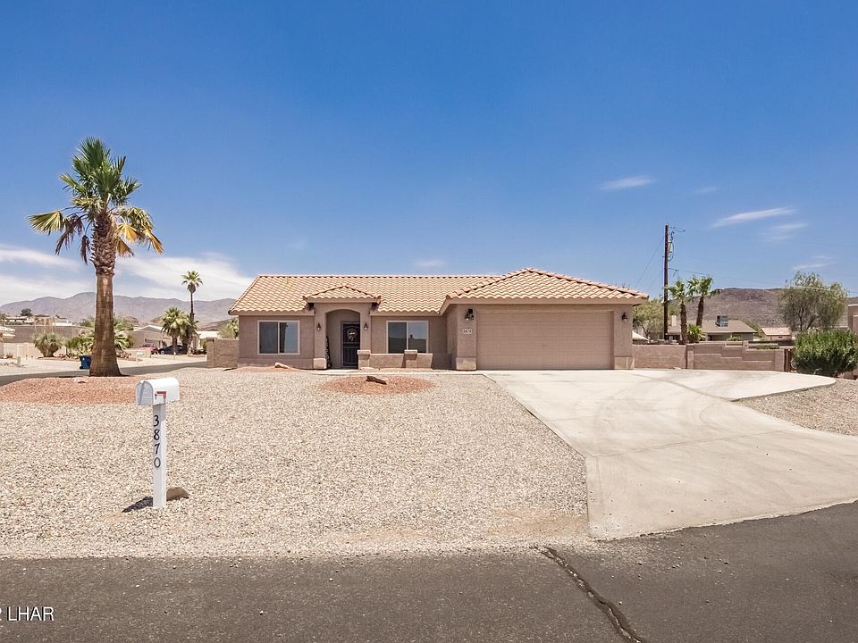 1st image of 3870 Bluegrass Cir