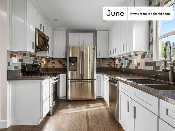 5th image of 3710 McKenzie Ave #1-A