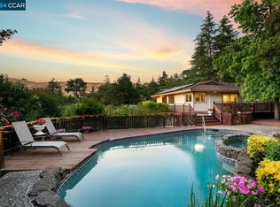 1343 Summit Rd, Lafayette, CA 94549