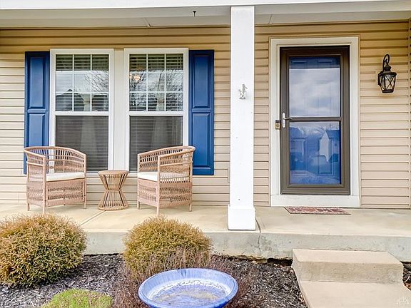 2nd image of 1731 Greentree Meadows Dr