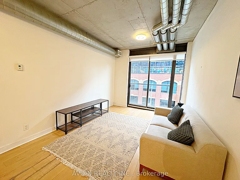 138 Princess St #311 — Photo 7