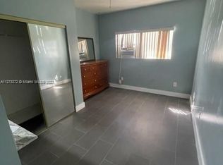 641 NW 198th St #1, Miami, FL 33169