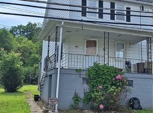 29 Elm St, Ellsworth, PA 15331