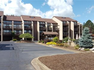 1801 E Perry St APT 13, Pt Clinton, OH