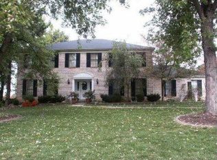 7084 Willowood Dr, West Chester, OH 45241