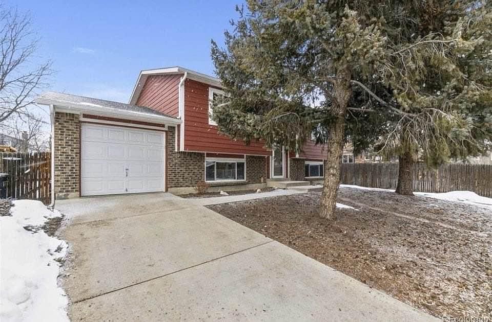 2nd image of 6261 S Field Ct