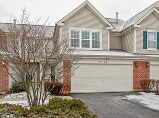 3136 Reflection Dr, Naperville, IL 60564