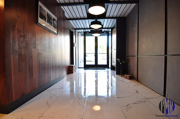 Rented by Premier Metro Realty Corp | media 27