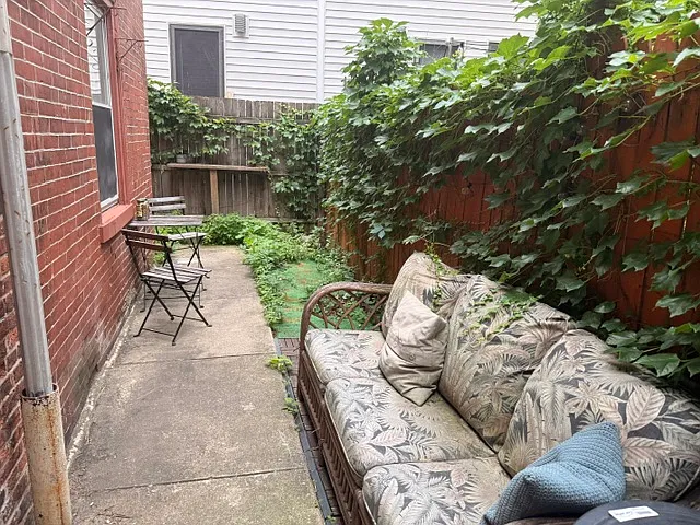 609 N 4th St — Photo 7