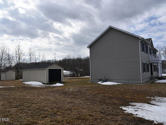 4th image of 235 Gordinier Road