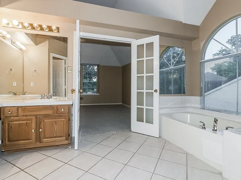 11423 Willow Field Dr — Photo 13