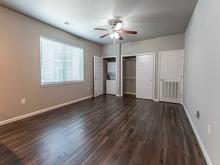 Coryell Commons — Photo 41