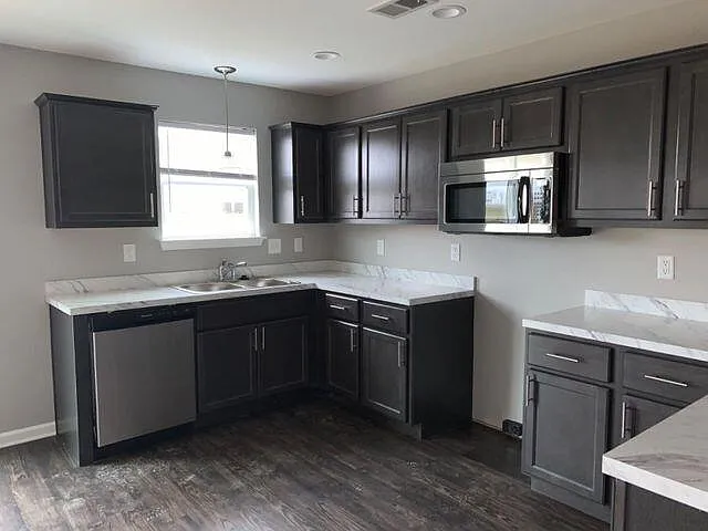 8097 Driftwood Loop — Photo 6