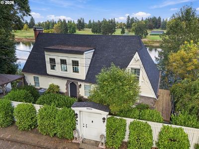 10150 S Riverside Dr, Portland, OR, 97219