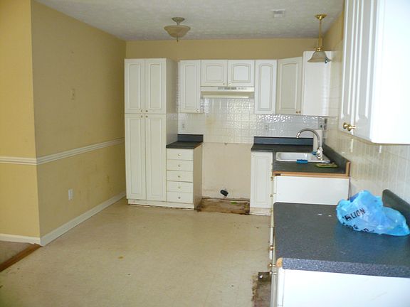 5th image of 5590 Patricia Pl