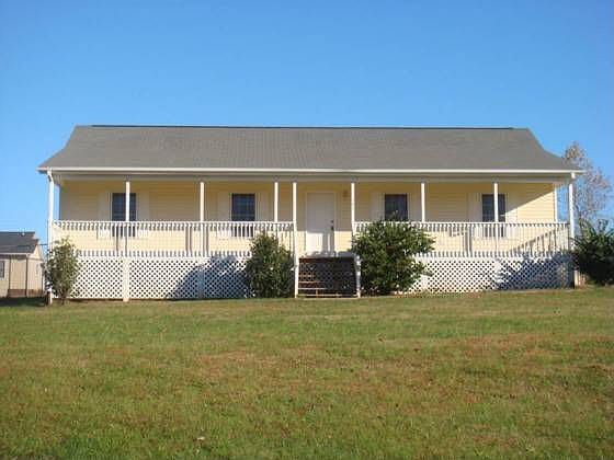 1st image of 107 Meadow Glenn Dr
