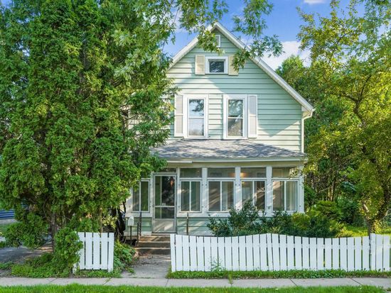 311 W Pine St, River Falls, WI 54022