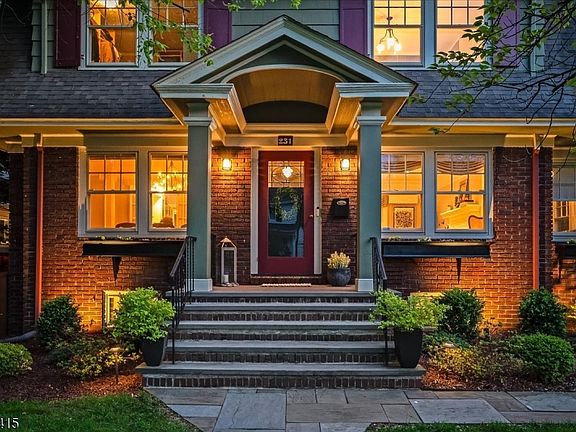 4th image of 231 Watchung Ave