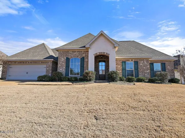 241 Tucker Dr, Brandon, MS 39042