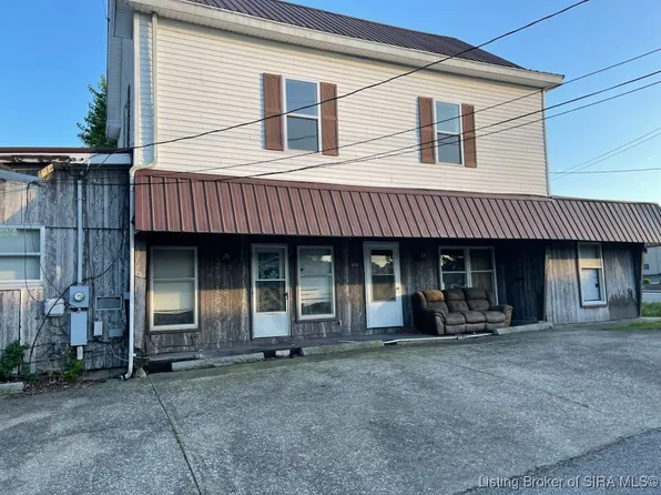 1814 Washington Avenue, Bedford, IN 47421