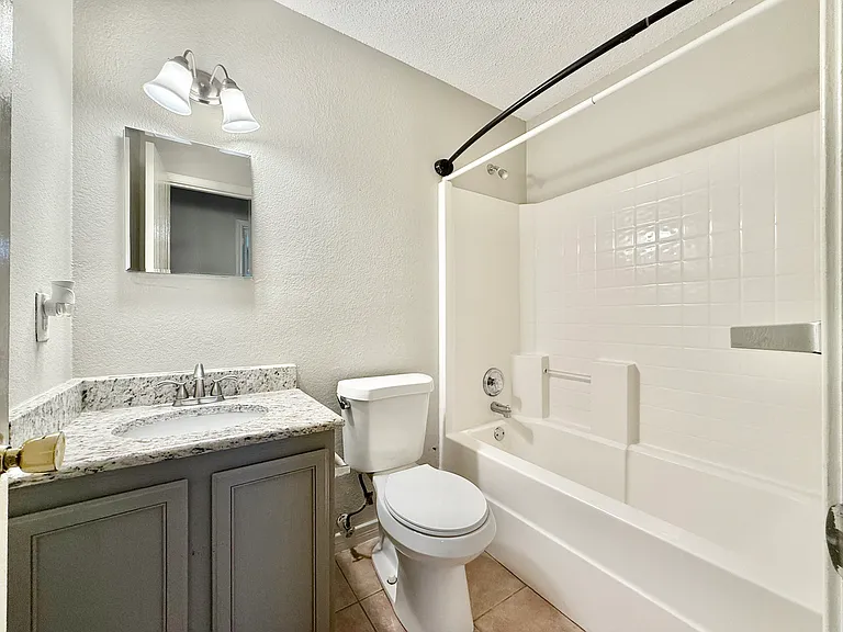 Full bath #1