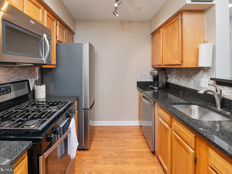 8961 Town Center Cir #1-310 — Photo 8