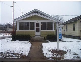 1st image of 502 S 33rd St