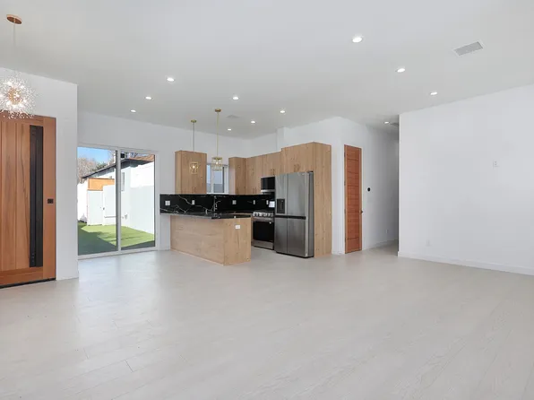 6634 Saloma Ave, Van Nuys, CA 91405