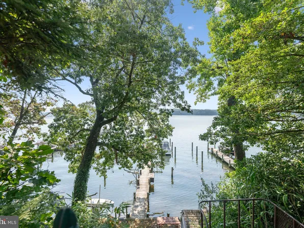 955 Buttonwood Trl, Crownsville, MD 21032