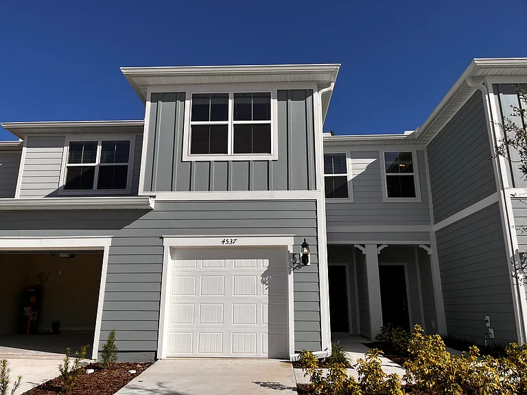 4537 Sparkling Shell Ave — Photo 1