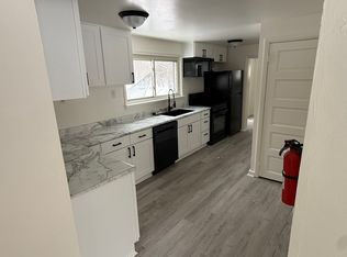 6066 S 8th St, Kalamazoo, MI 49009