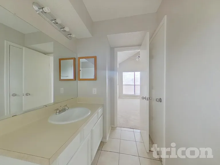 525 Horse Shoe Bnd — Photo 13
