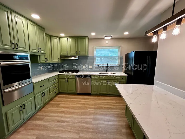 3265 Hermoso Dr — Photo 6