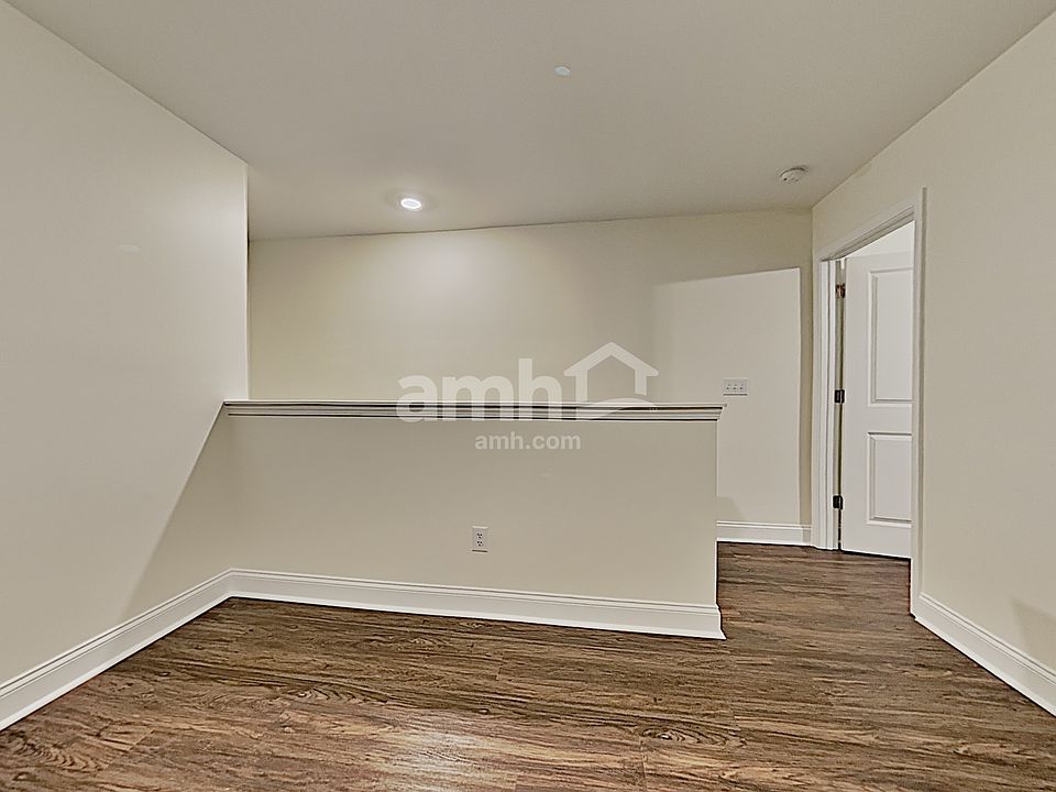 1st image of 178 Sweetgum Dr