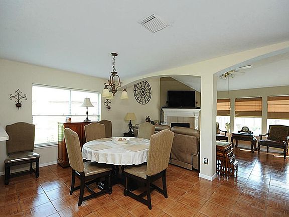 5th image of 18114 Polo Meadow Dr