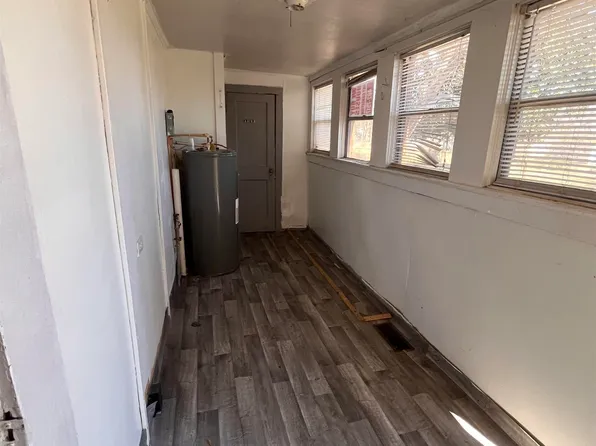 308 10th St S, Bessemer, AL 35020