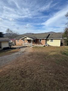 130 S Skeenah Rd, Franklin, NC, 28734