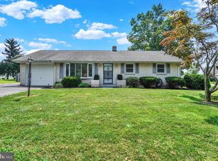 20 Skyline Rd, York, PA 17404