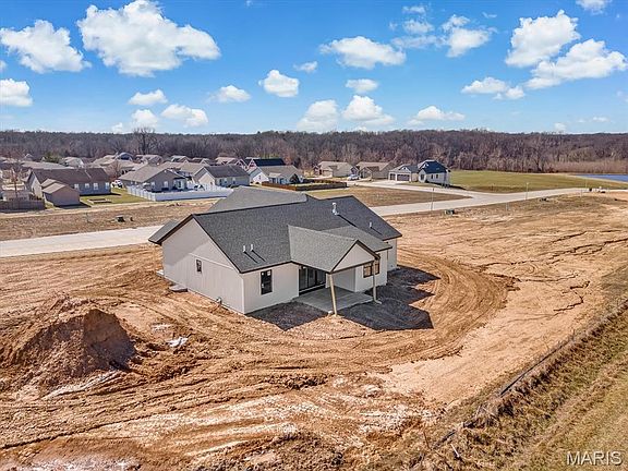 4th image of 1123 Waymaker Ln