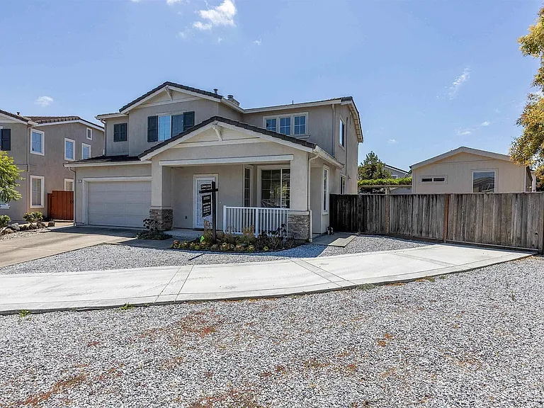 552 Stonehaven Ct — Photo 38