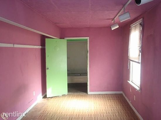 IS568k3x5tt23x0000000000