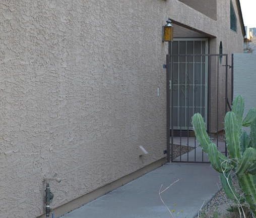 Side gate entry