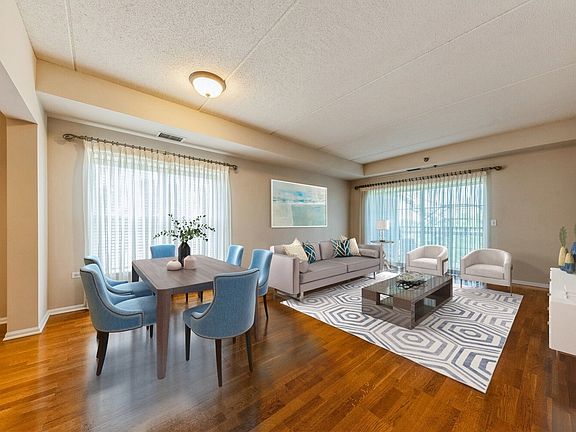 2nd image of 440 W Mahogany Ct Unit 412