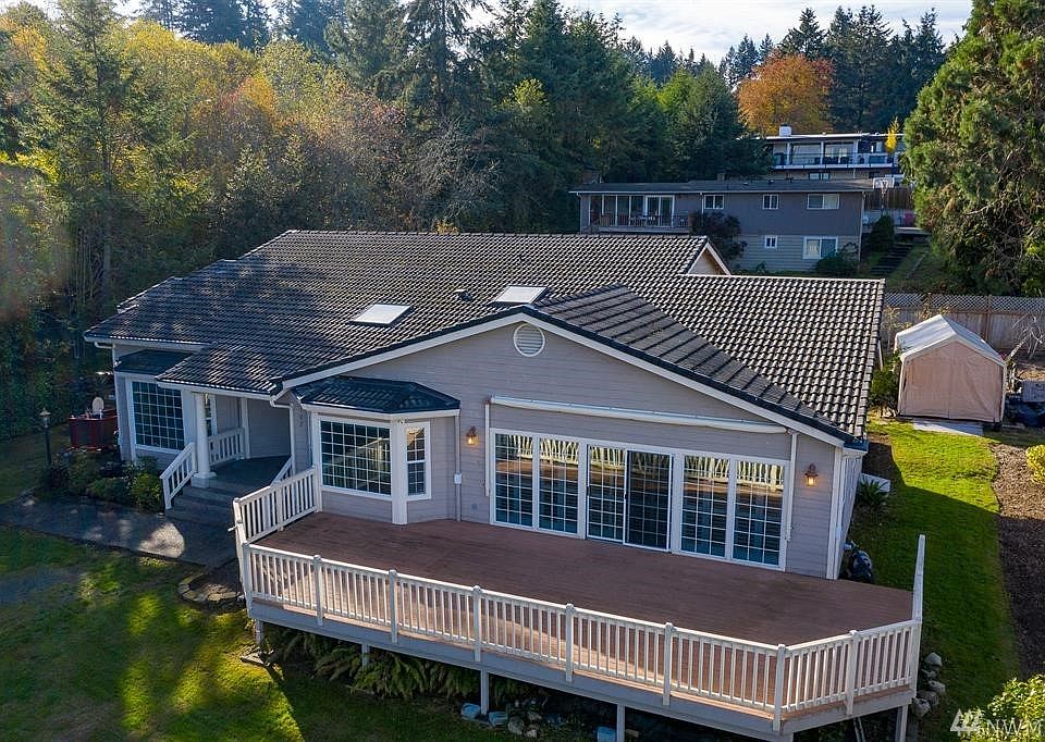 1st image of 6102 Reid Dr NW