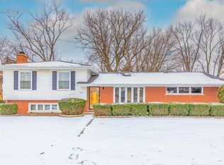 901 Jarvis Ave, Des Plaines, IL 60018