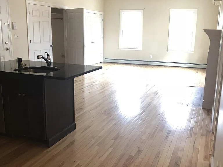 385 Palisade Ave #1B — Photo 6