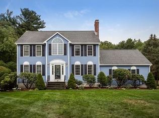 27 Southpark Ln, Mansfield, MA 02048